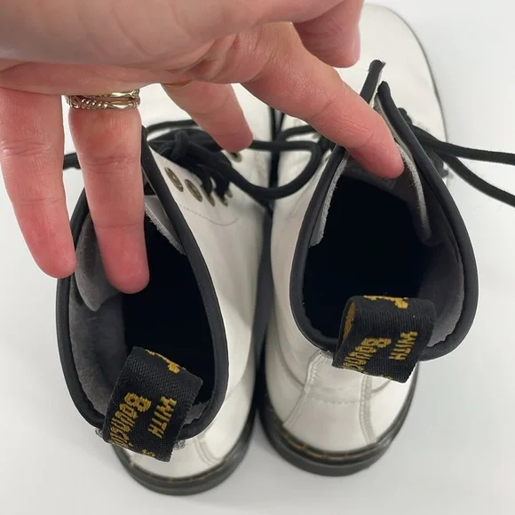 Dr. Martens Zavala Boots in White 8 S6 - Picture 5 of 8